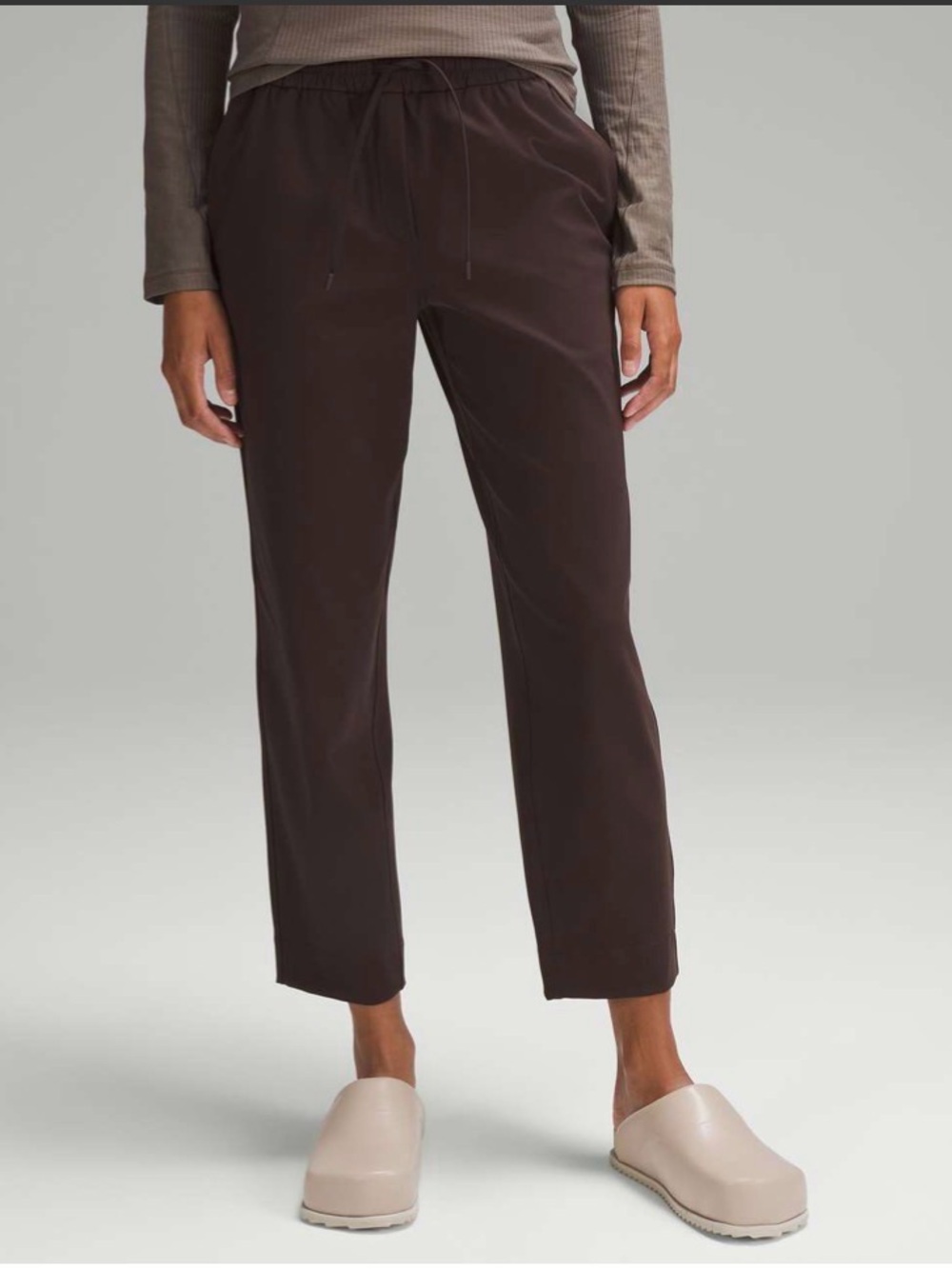 Lululemon Tapered-Leg Mid-Rise Pant 7/8 Length *Luxtreme